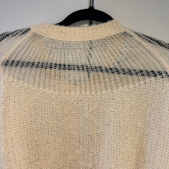 Button down Zara sweater - Picture 5 of 5